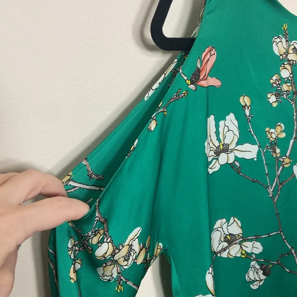 Green Zara Silky Floral Mini Dress short Satin Medium Bell Sleeve Cold Shoulder - Picture 3 of 9